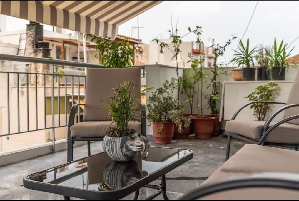 Artistic Apt In Vibrant Gazi With Large Terrace By Ghh Athen Eksteriør bilde