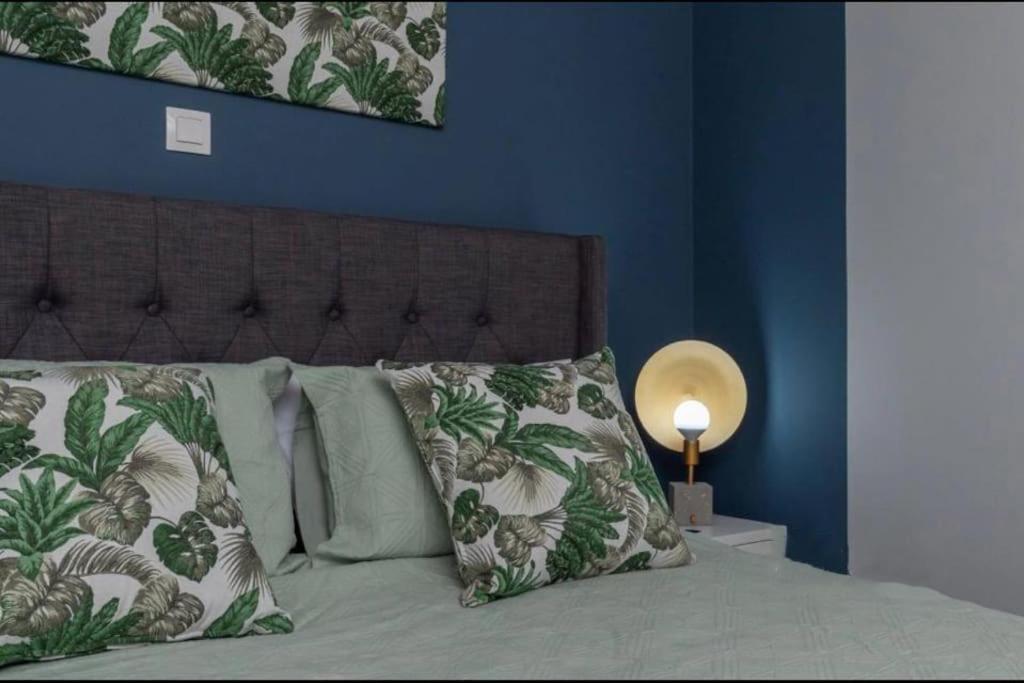 Artistic Apt In Vibrant Gazi With Large Terrace By Ghh Athen Eksteriør bilde
